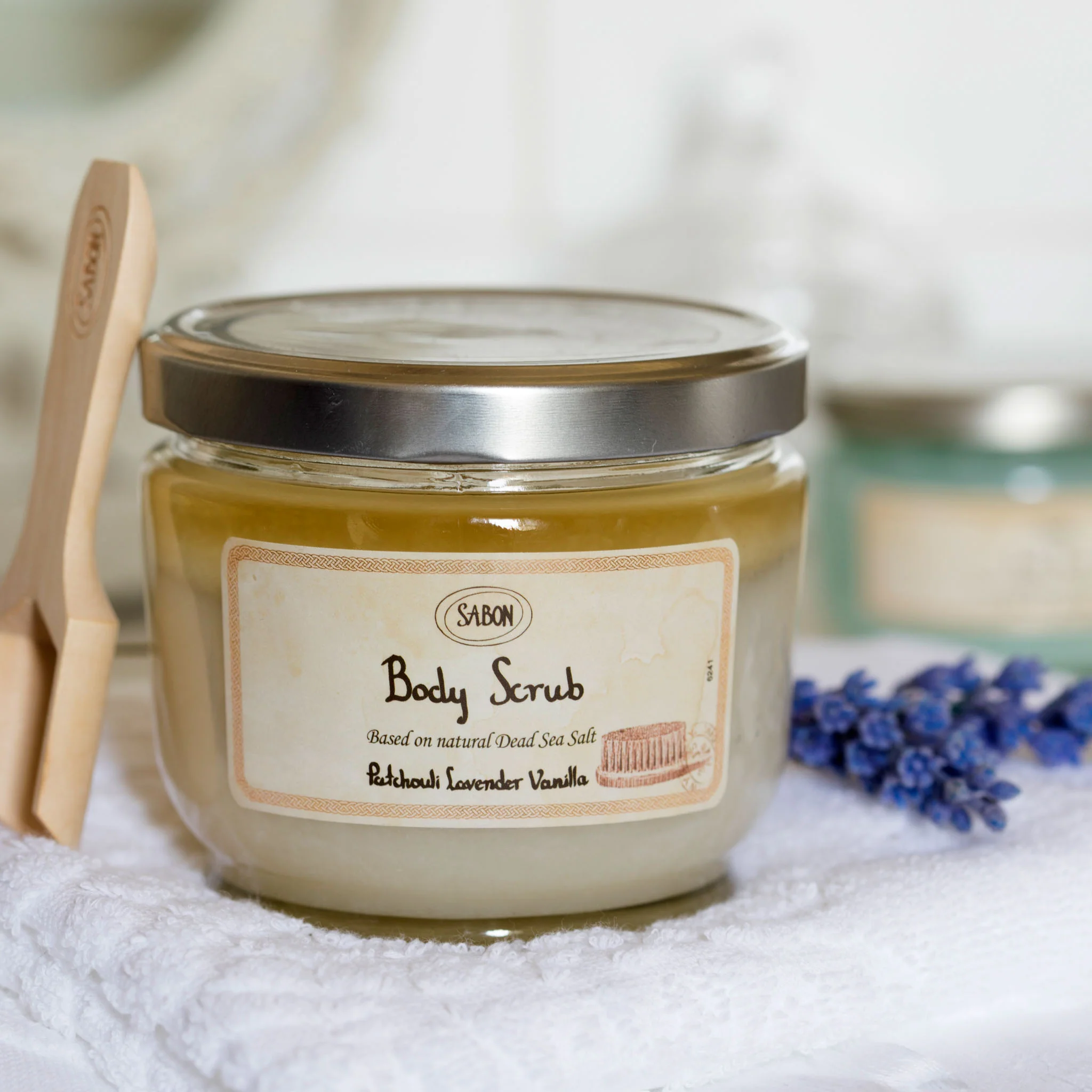 Body Scrub Patchouli Lavender Vanilla 320g in Box - Image 6